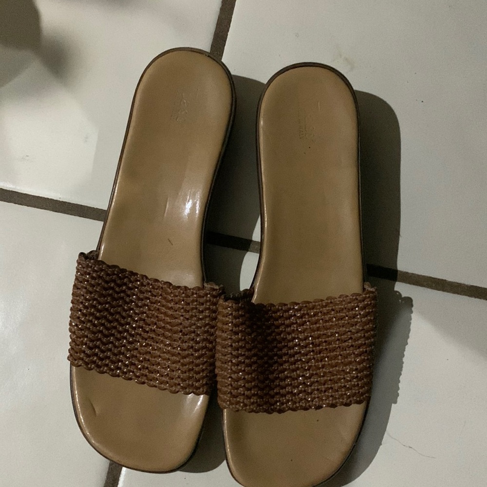 BASS women slippers